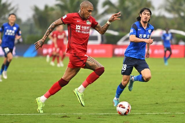 乐鱼体育-【2022中超总结之河南】高开低走 成绩并非最大收获
