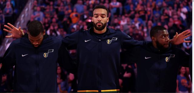 Leyu-爵士队内会议扭转局势 戈贝尔:积极沟通 拥抱当下